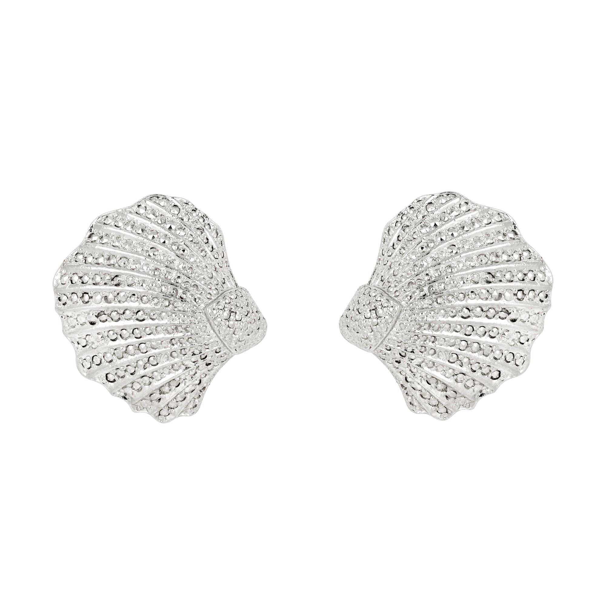 Orecchini a clip con conchiglia vintage