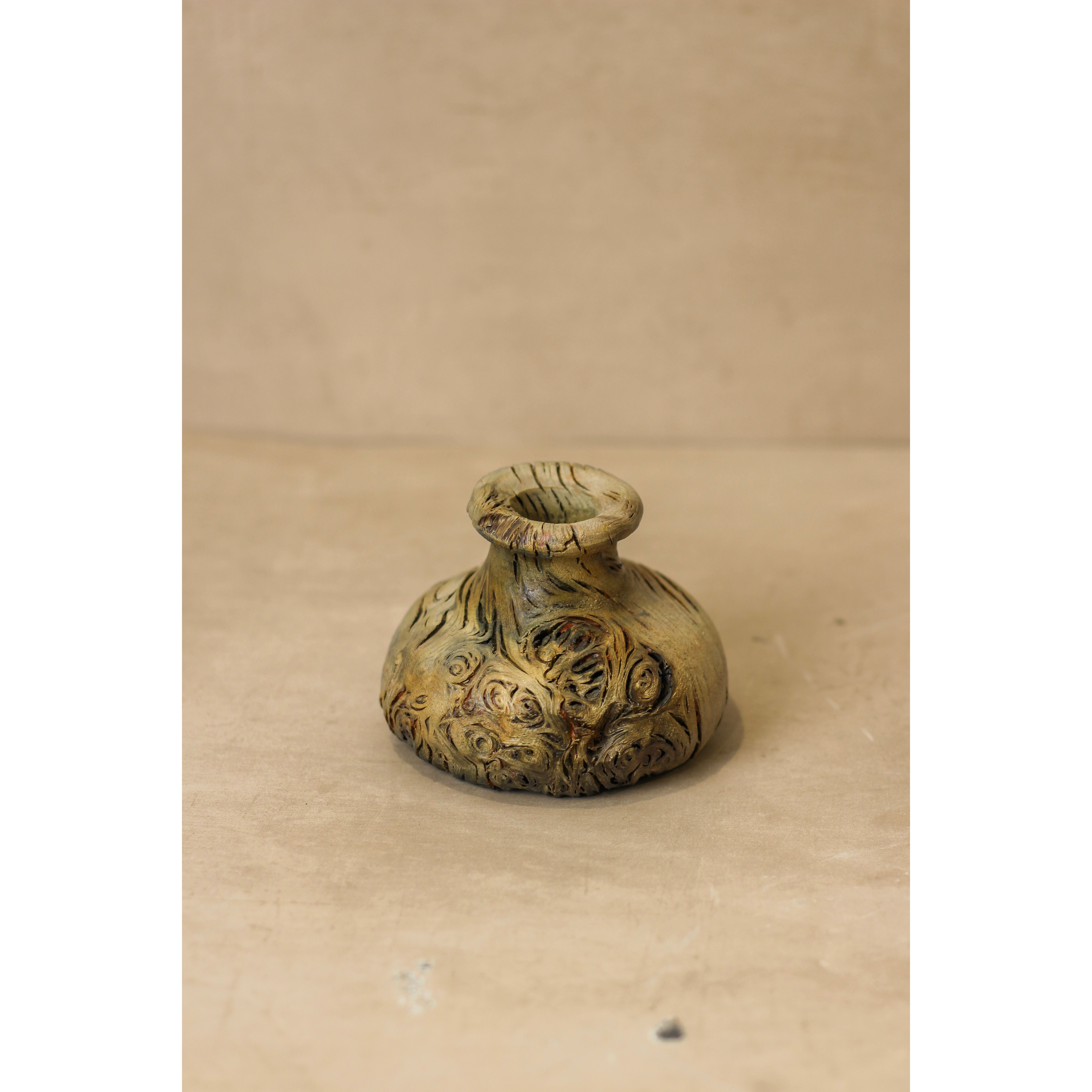 Vase en bois de petite taille vintage - N° 3