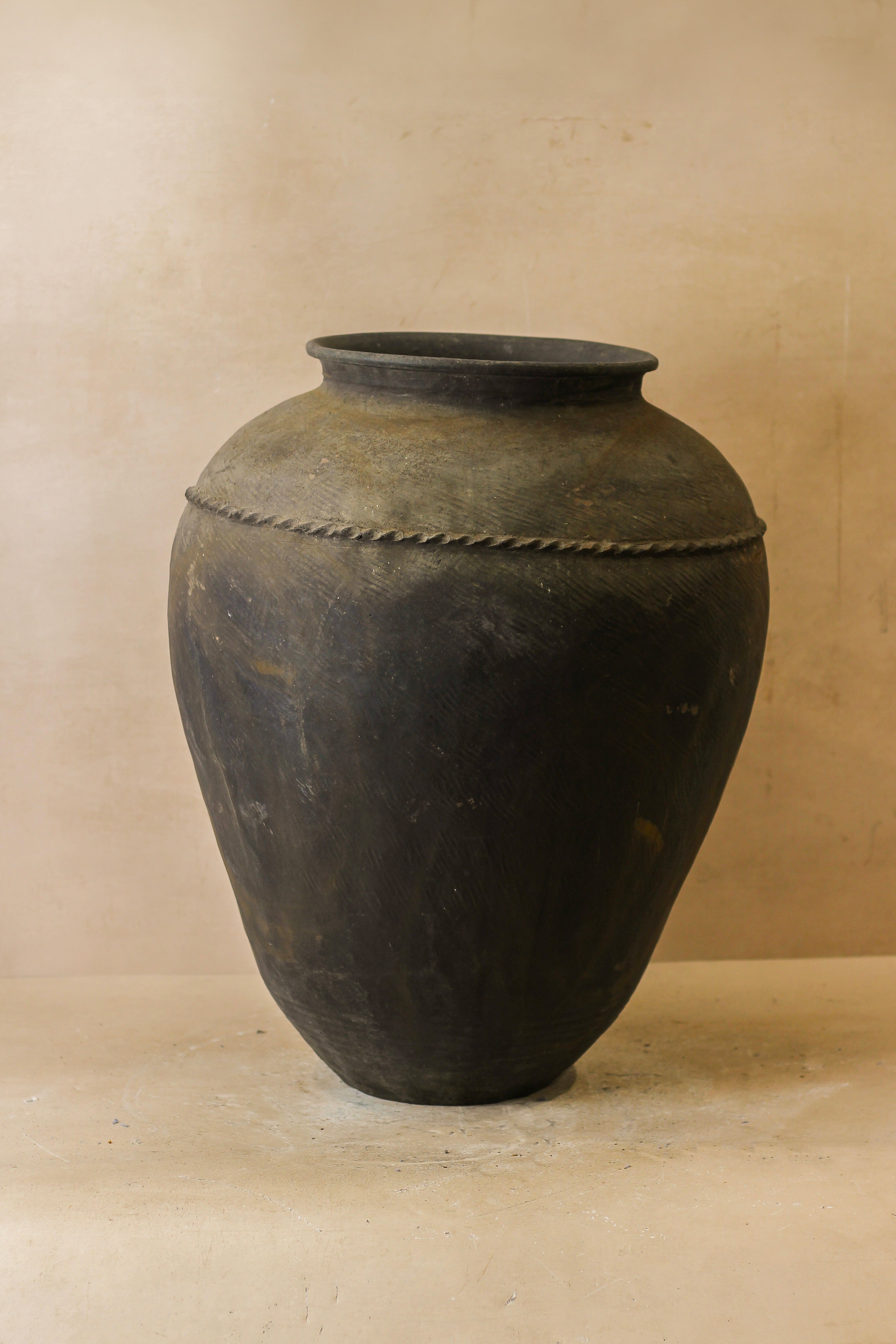 Pots asiatiques noirs vintage - VB04