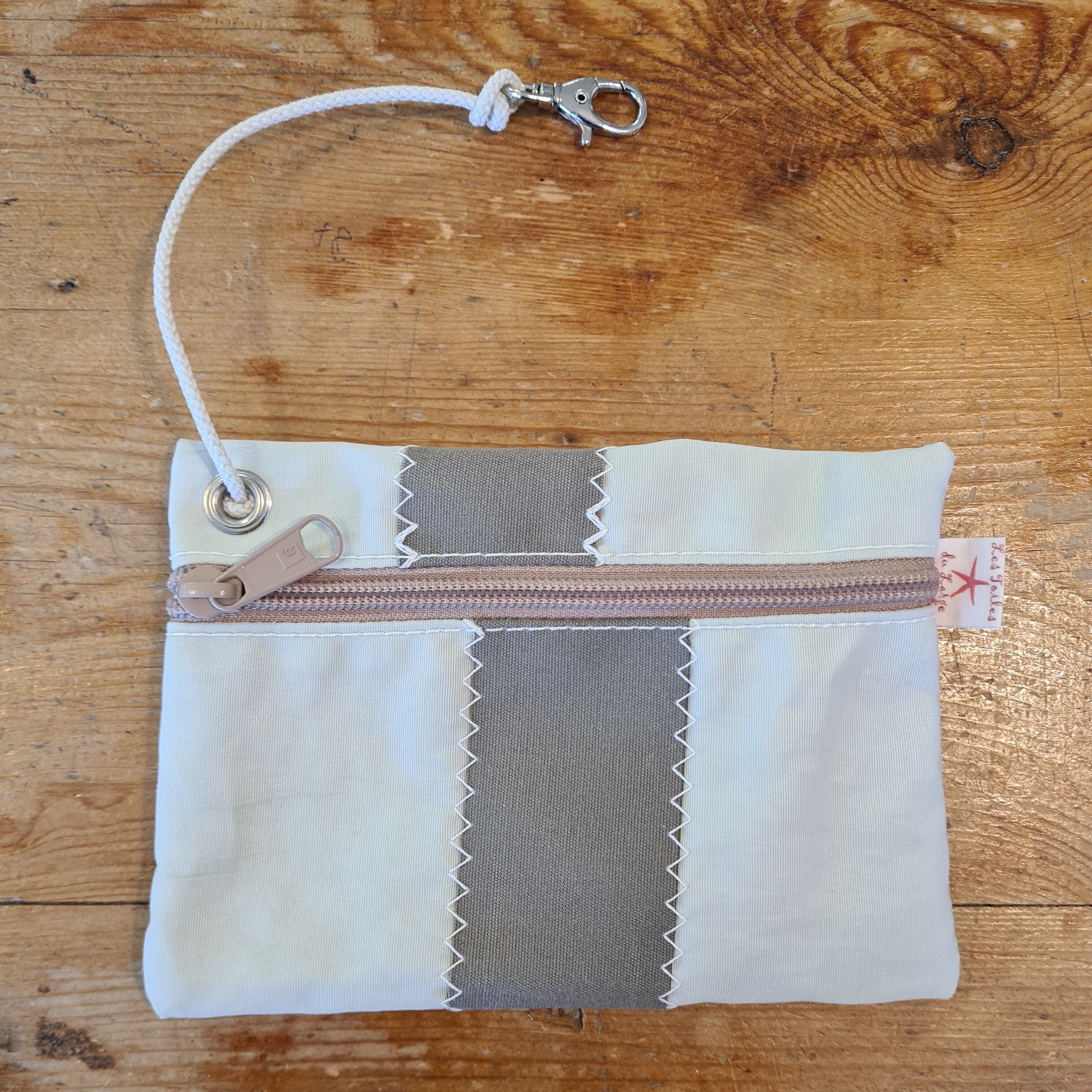 Kleines flaches Federmäppchen