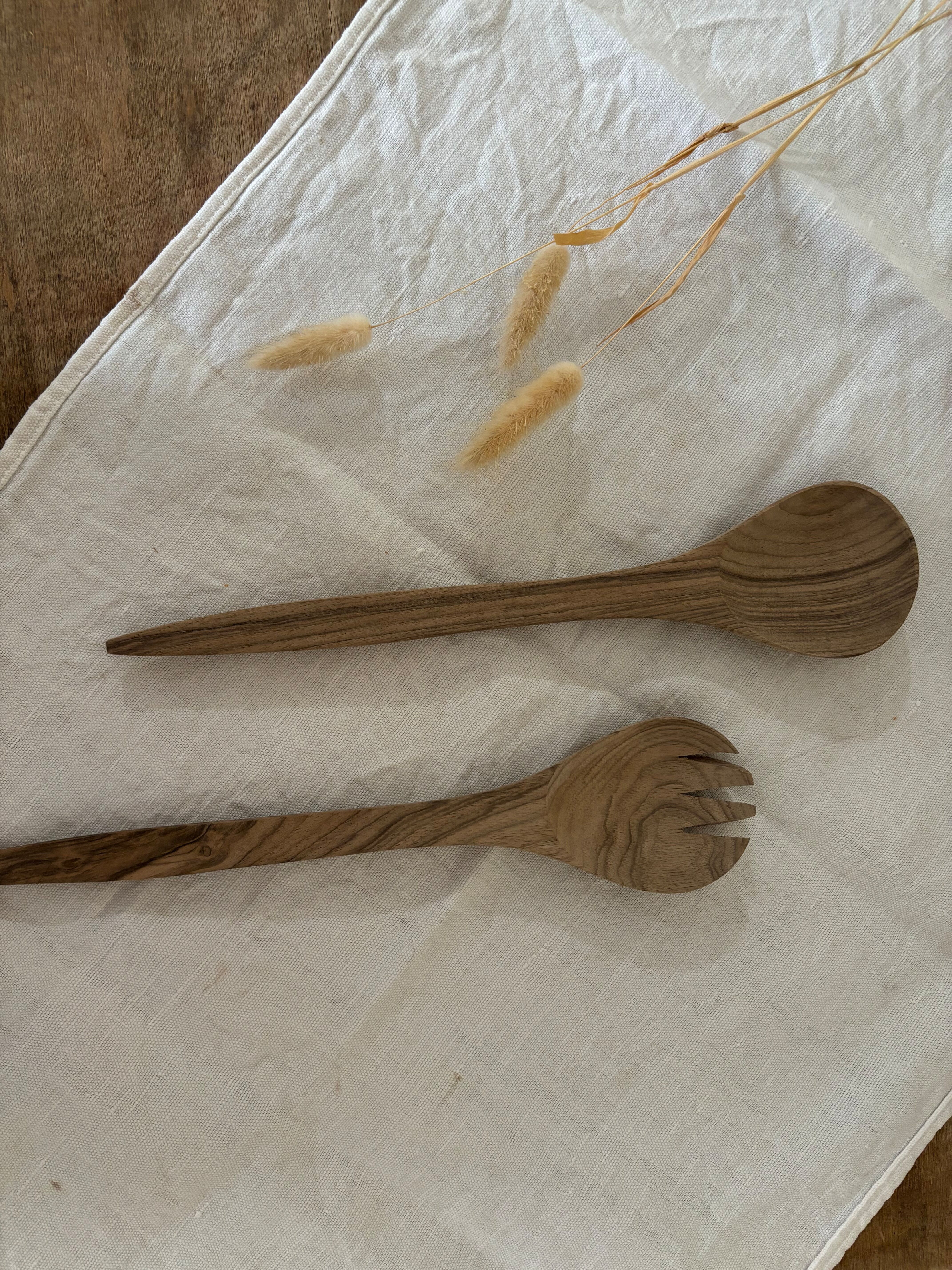 Couverts à salade en noyer