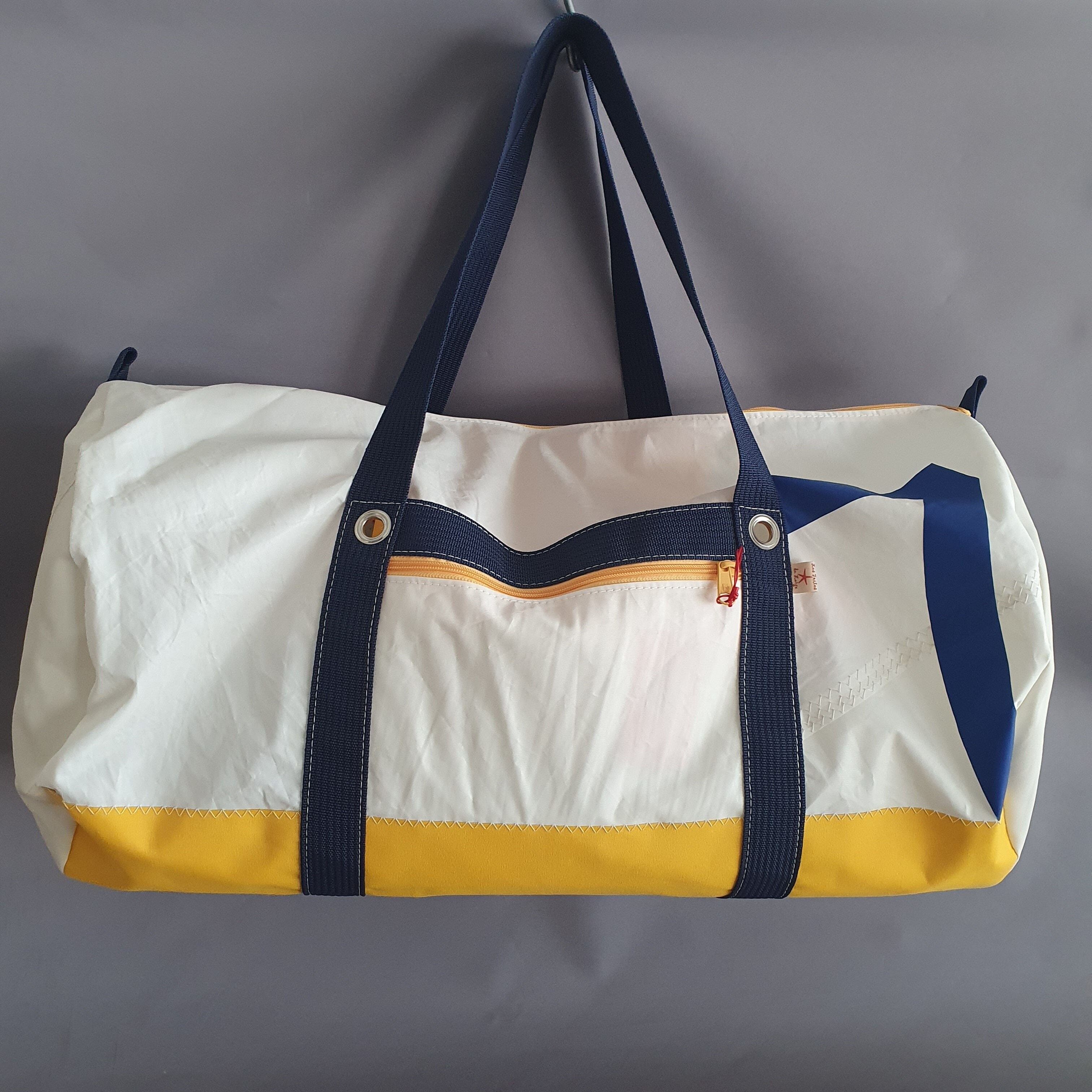 XXL-Reisetasche „Navy“ nur auf Anfrage