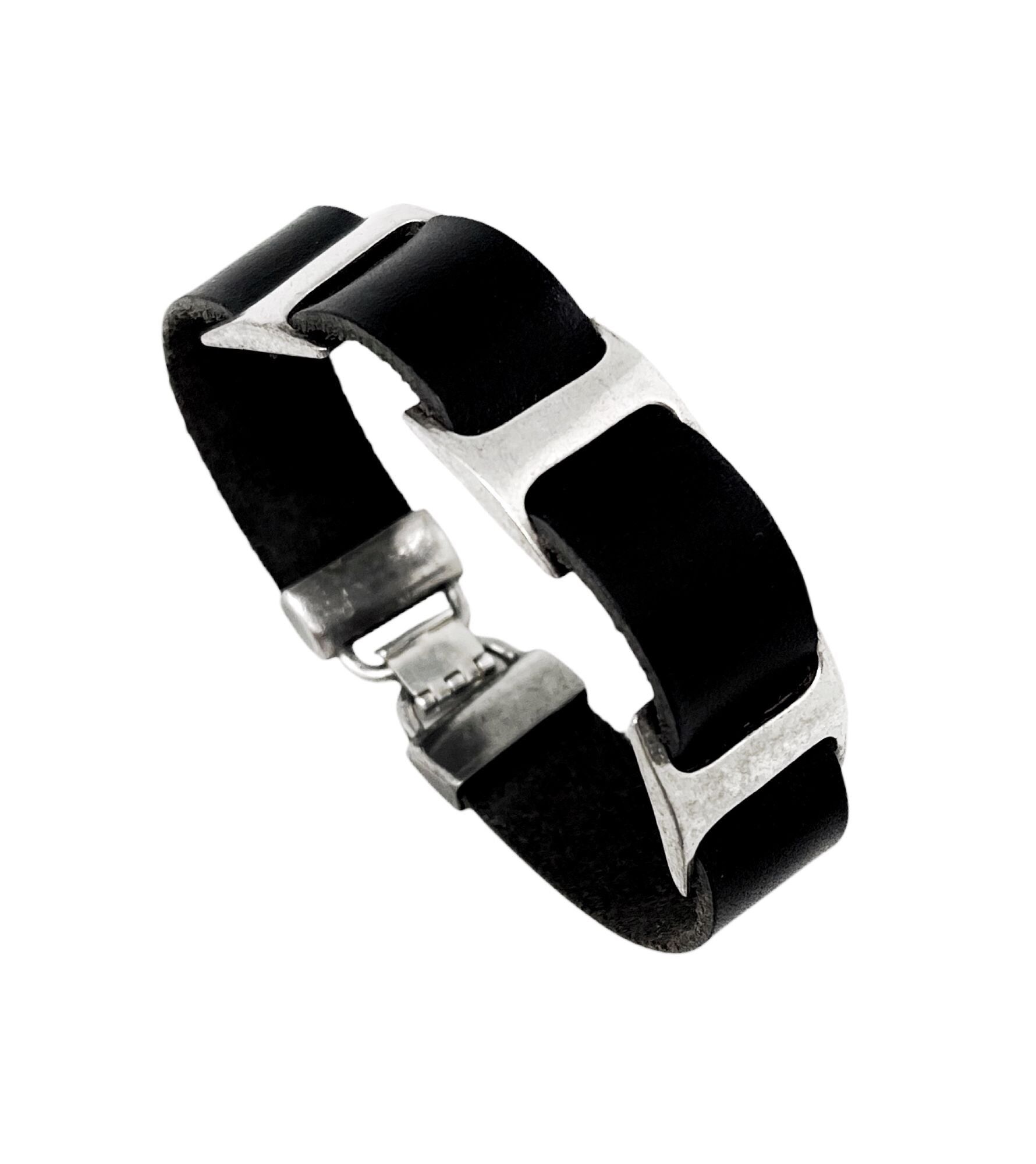Bracciale Fase3 in pelle di colore nero