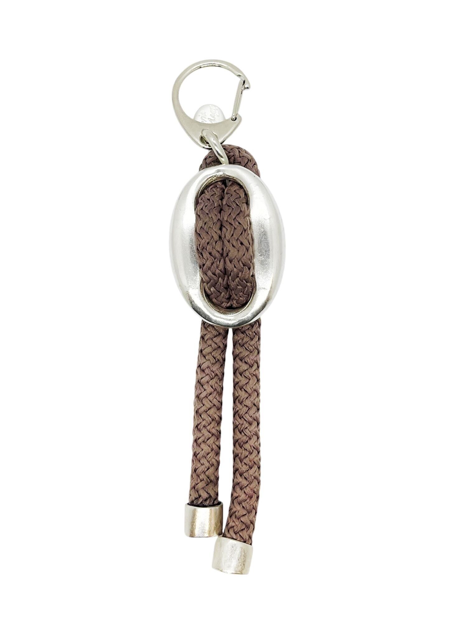 Portachiavi con teschio in argento Mora