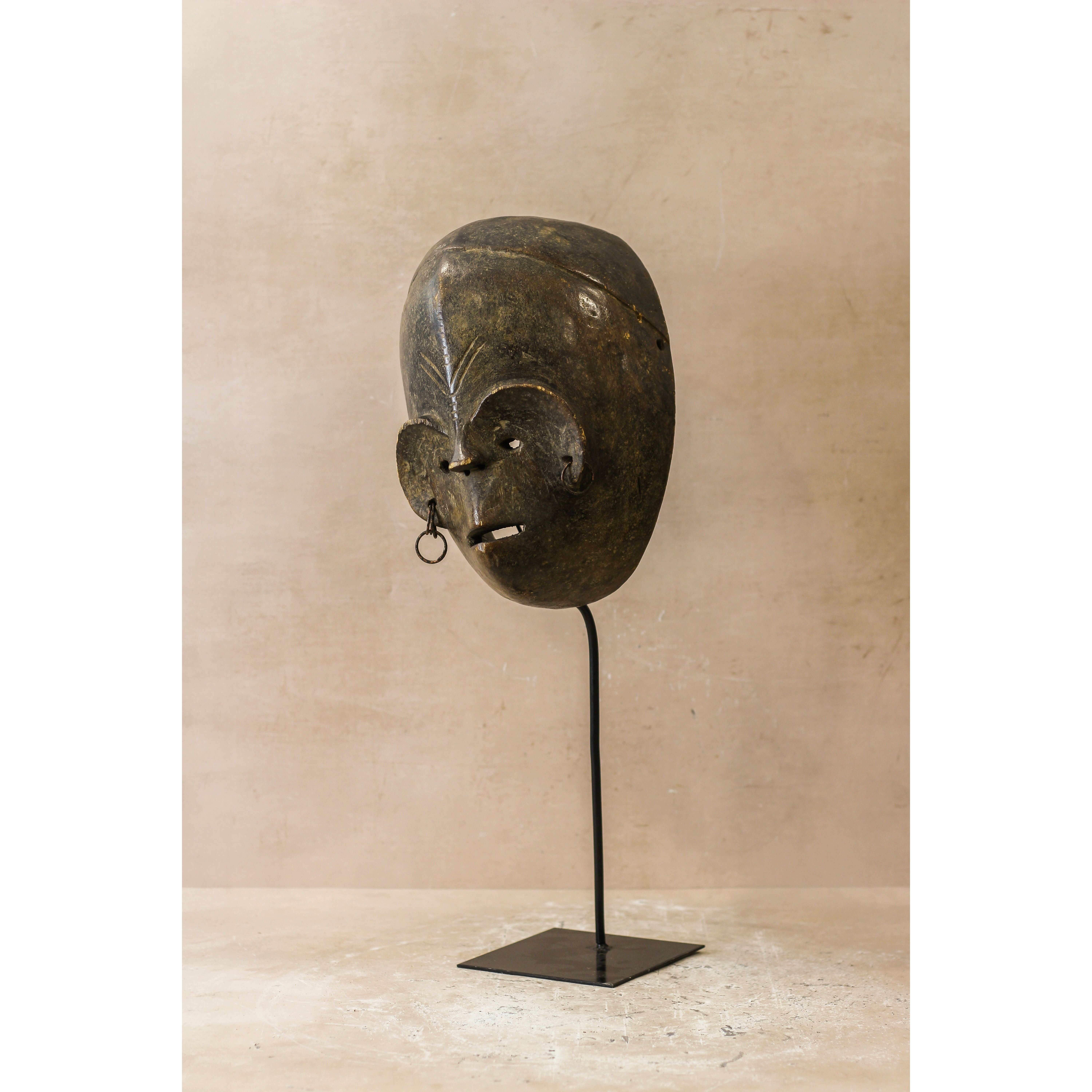 Máscara antigua de Pende - República Democrática del Congo