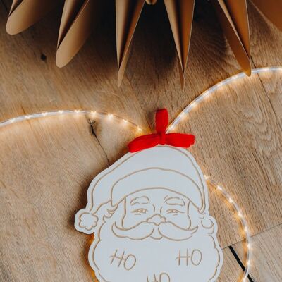 Portrait de Père Noël en bois à suspendre