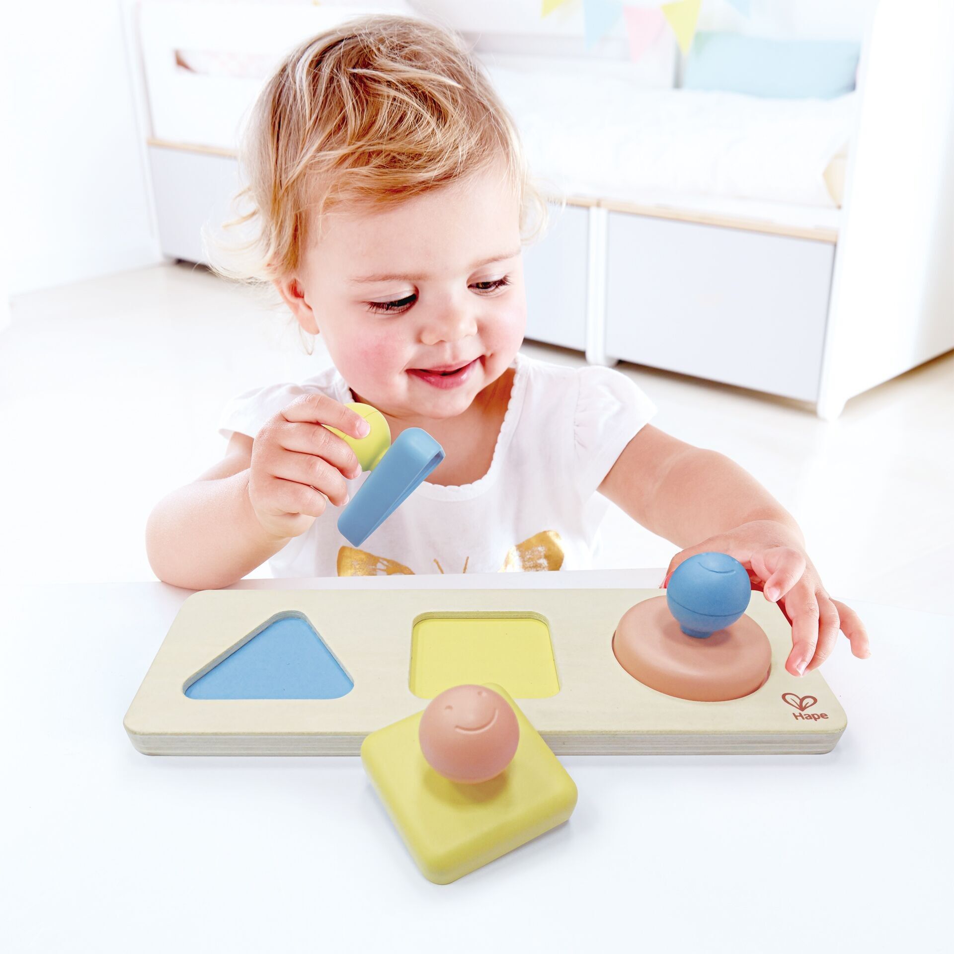 Puzzle trieur de formes Montessori en riz