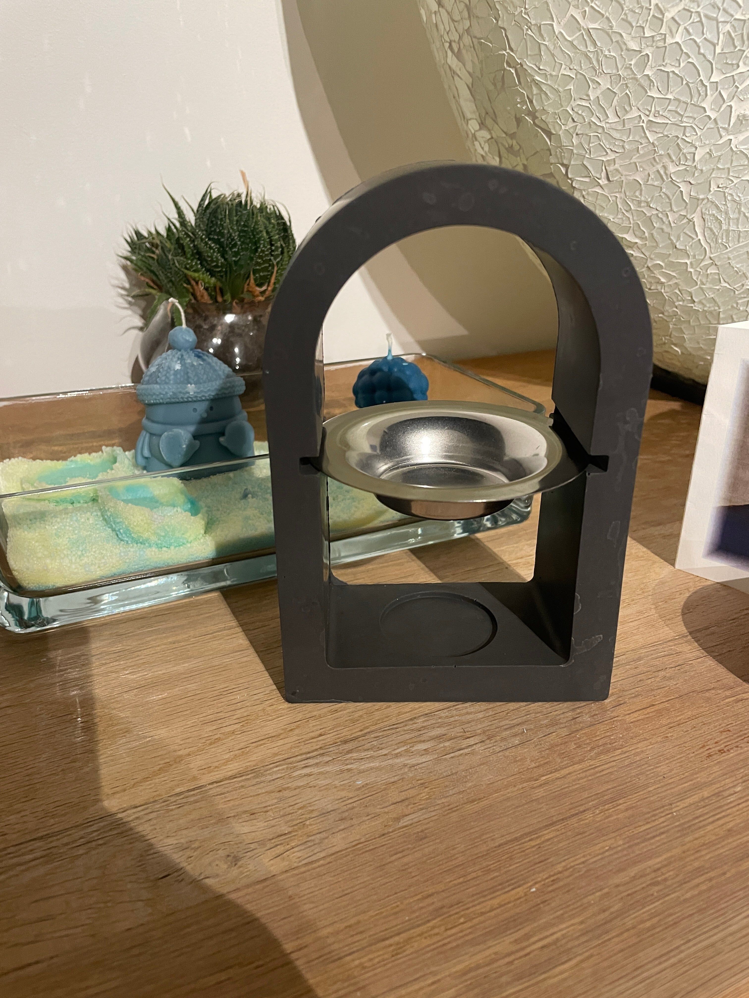 Schwarzer Jesmonit-Brenner