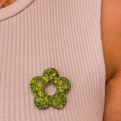 Pin de flor de brillo de resina para mujer, regalo original, regalo hecho a mano, accesorio brillante único