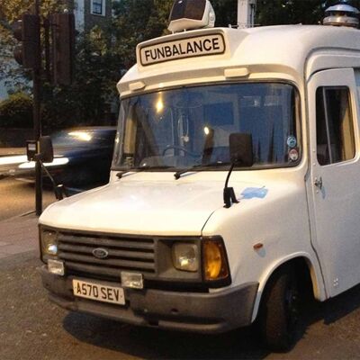 Grußkarte - Instadom "Funbalance Ambulance Van - Camden, London"