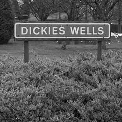 Dessous de verre - Dickies Wells