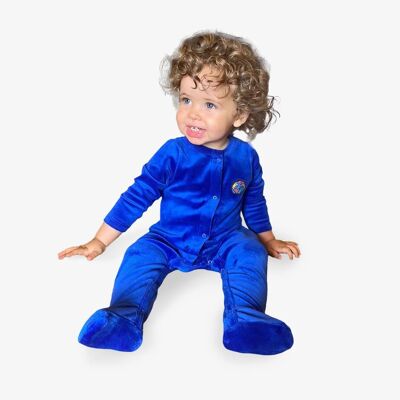 Iconico pigiama blu in velluto a maniche lunghe per neonati “Planet Badge”.