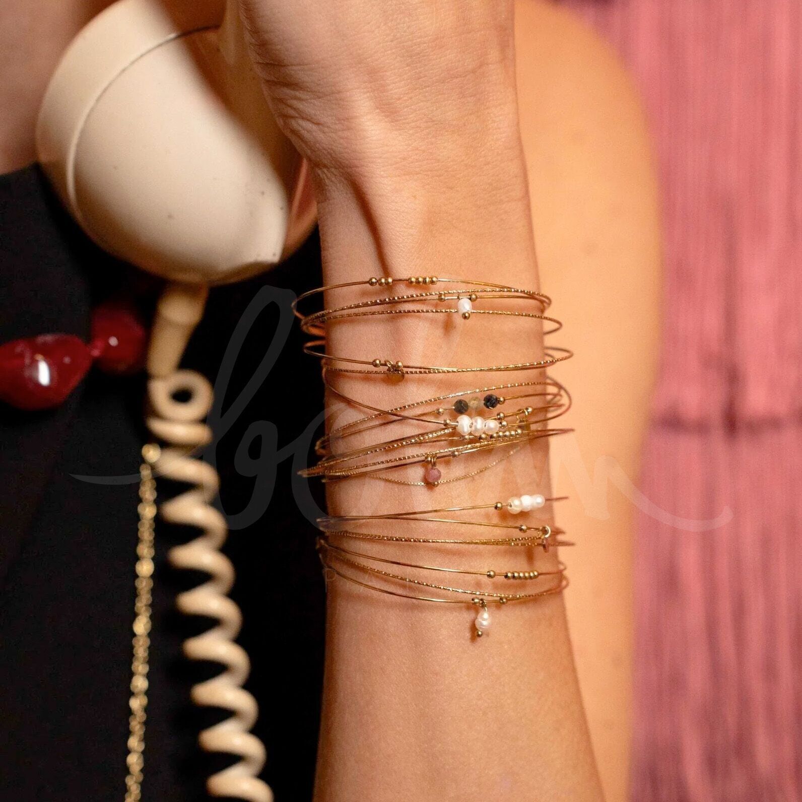 Bracciale Telma - settimanale, 7 anelli striati, lisci con pietre naturali