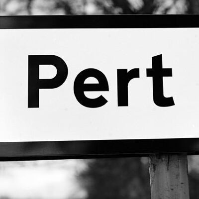 Pert - Foto-Grußkarte mit Straßenschild