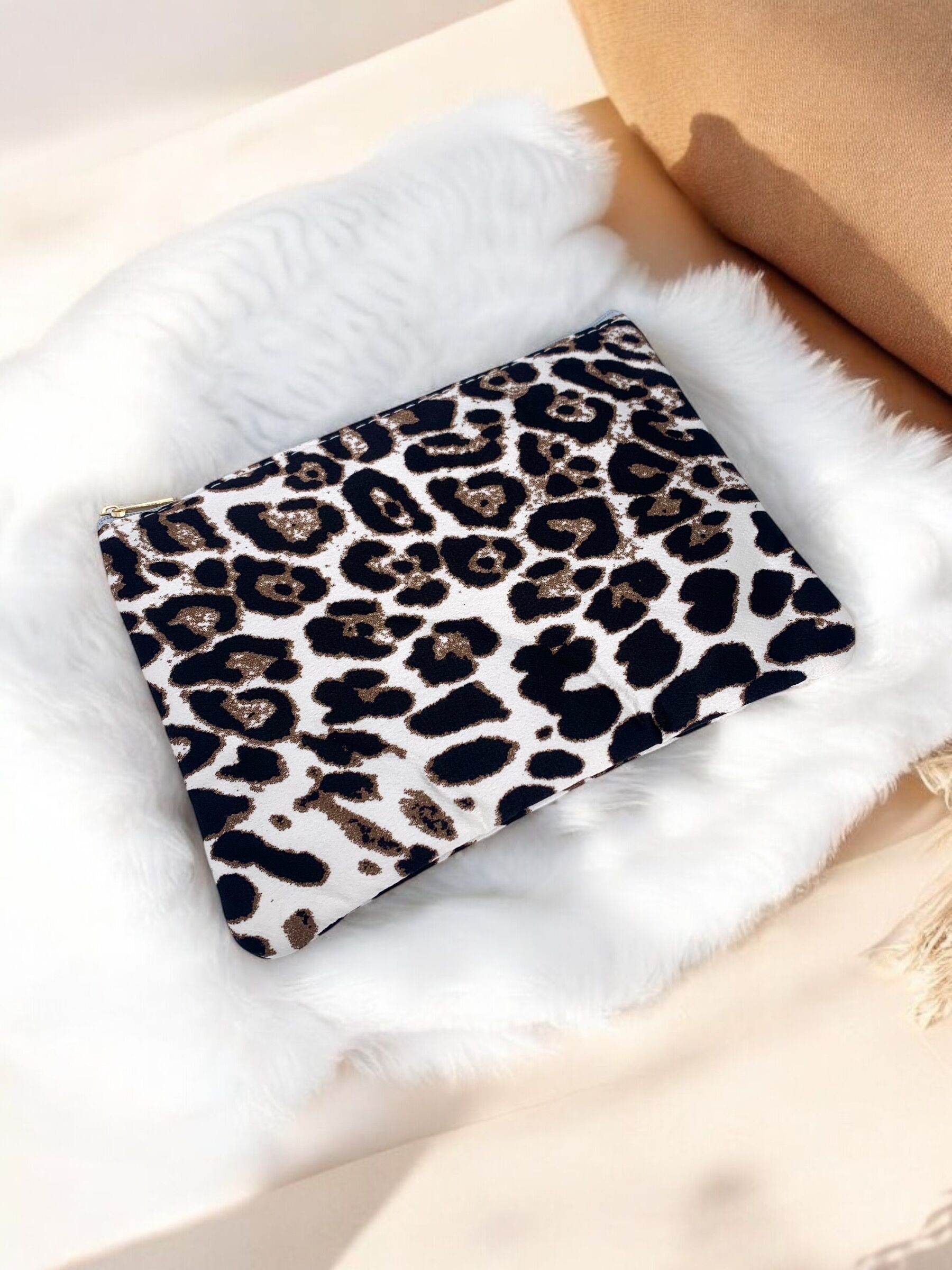 Borsa per il trucco leopardata 20x15 cm CY19