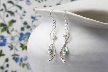 Boucles d'oreilles en améthyste verte et perles, faites à la main. 1