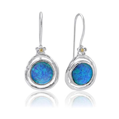 Splendidi orecchini a gancio in opale con dettaglio di piccoli fiori