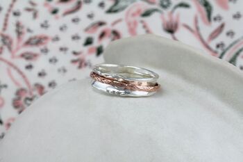 Bague en argent avec bande de filature en cuivre 3