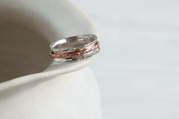 Bague en argent avec bande de filature en cuivre 4