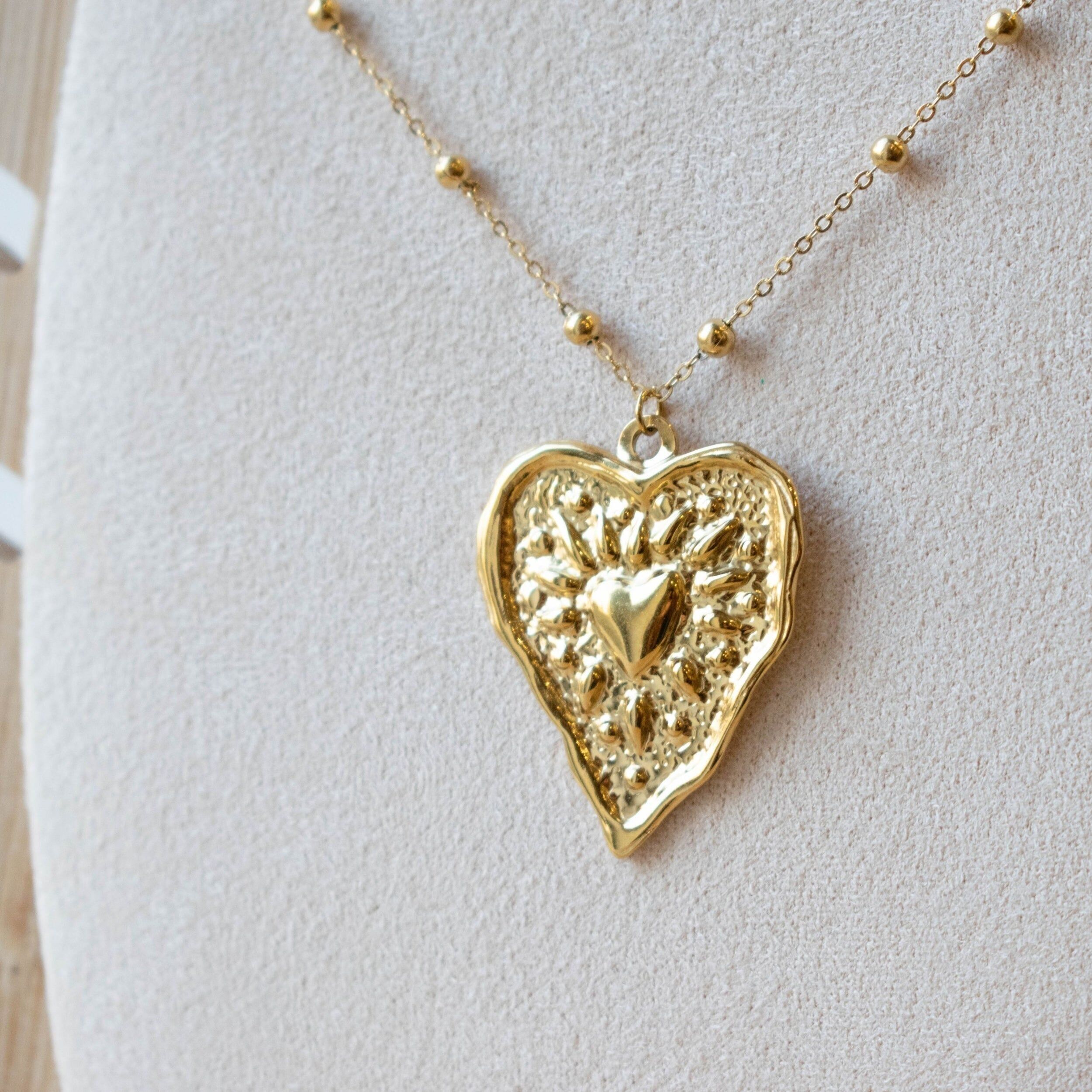 STAINLESS STEEL NECKLACE - "HAMMERED HEART"