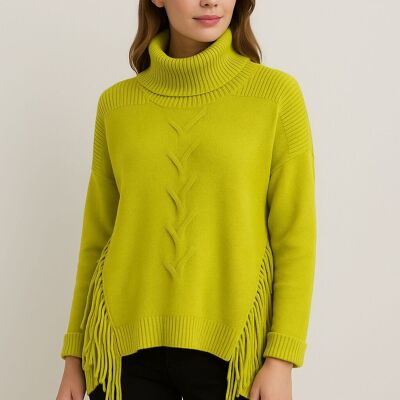 Pull en tricot doux avec col roulé, poignets roulés, épaules côtelées, motif en tricot torsadé sur le devant et pompons latéraux