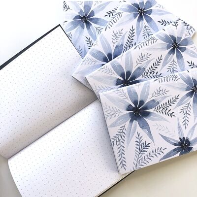Blank Pocket Notebook A6 - Dreamy Flowers