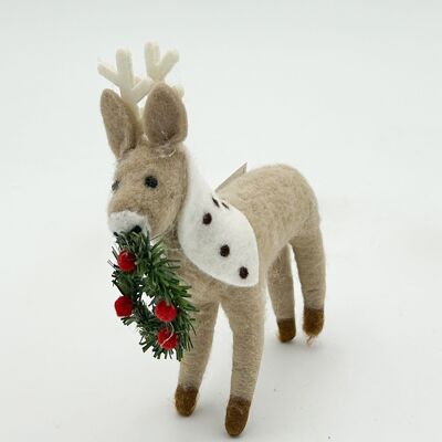 STANDING DEER HOLLY - FE416