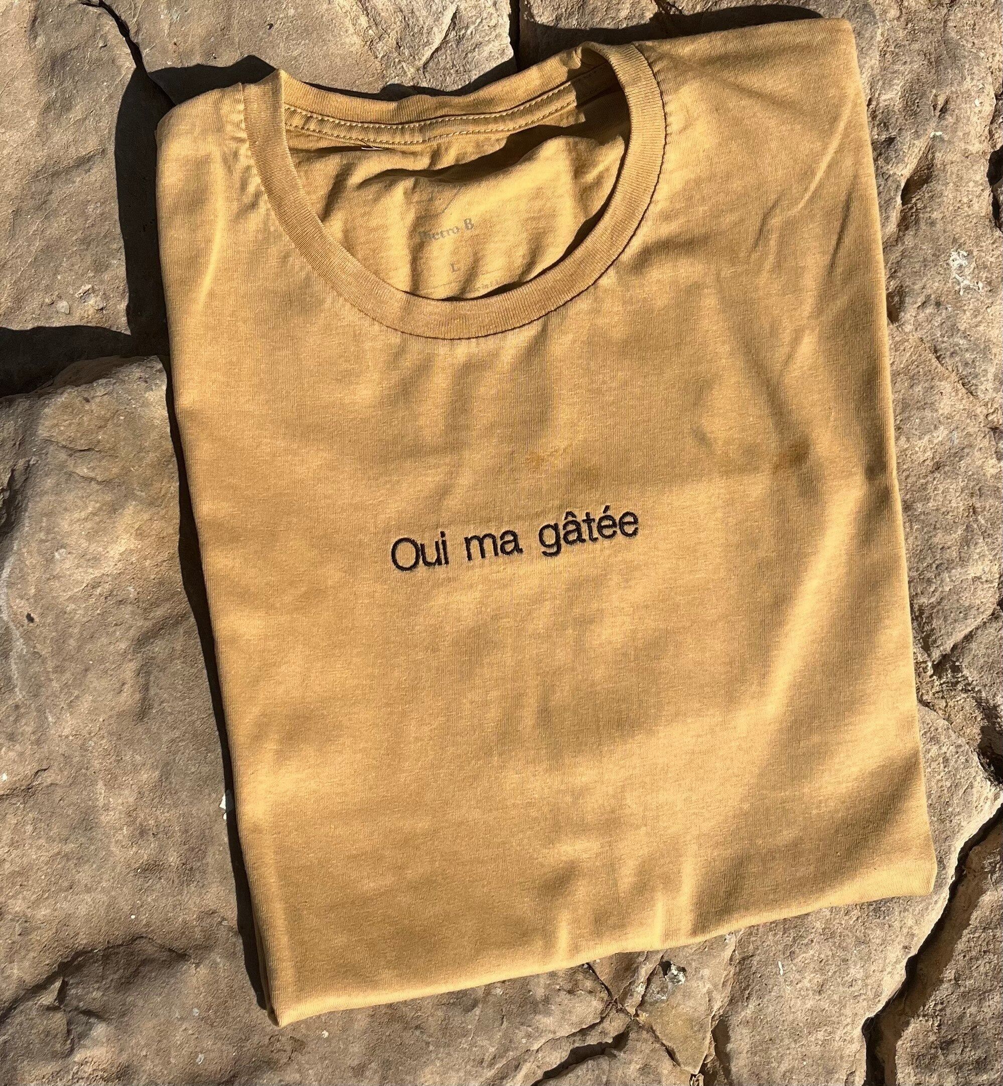 “Yes, my spoiled one” T-shirt - Beige/Mustard