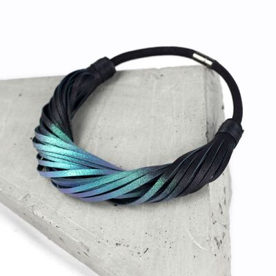 Collar de cuero multihilos 'NICO' en color negro y turquesa
