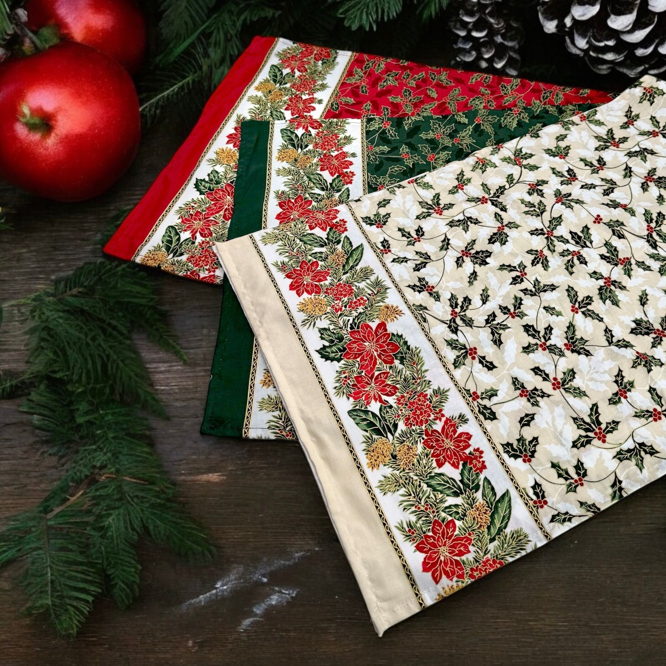 Pack of 6 table runners, "Holly"