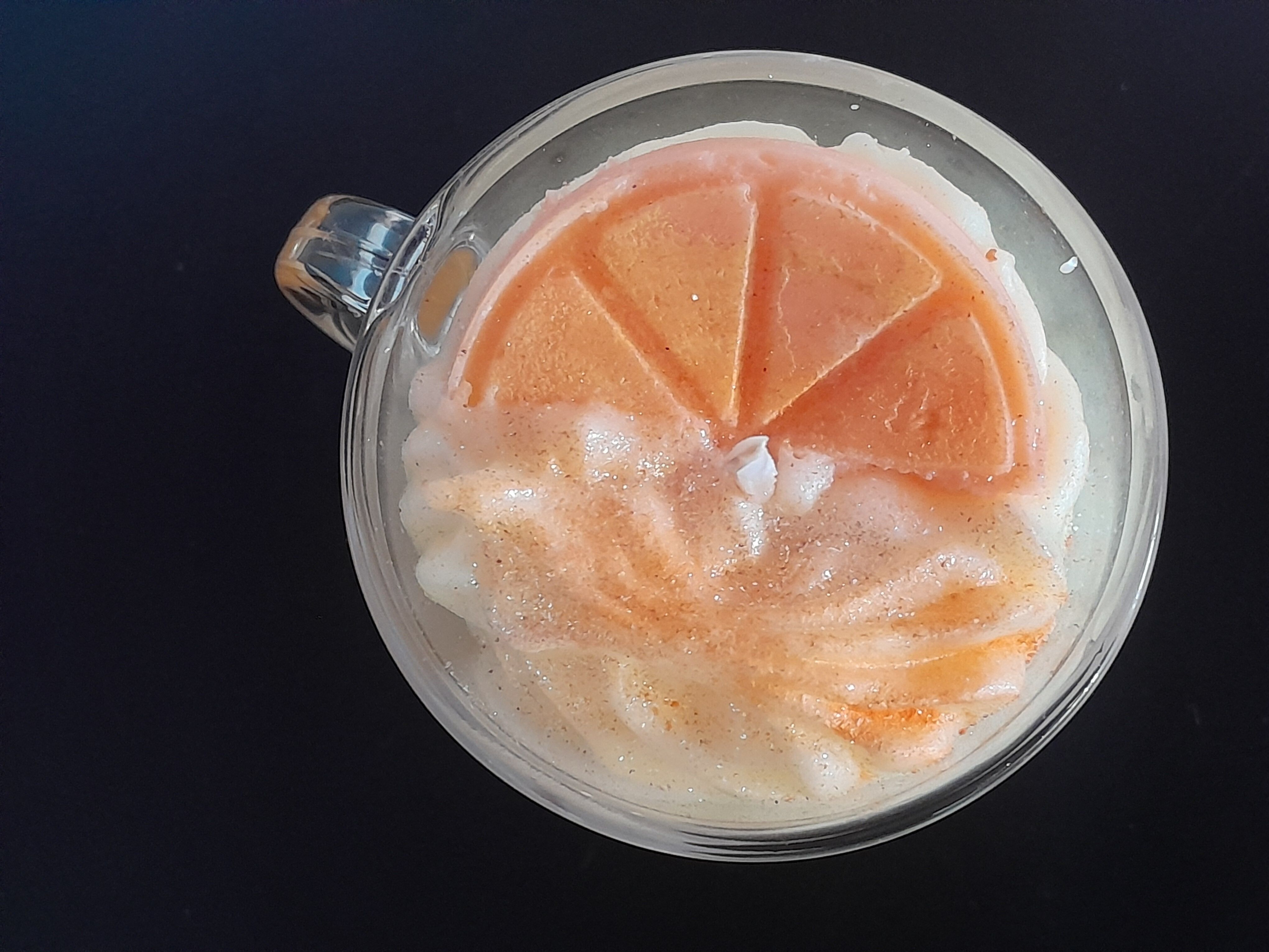 Duftkerze mit kandierter Orange: ein Wintergenuss