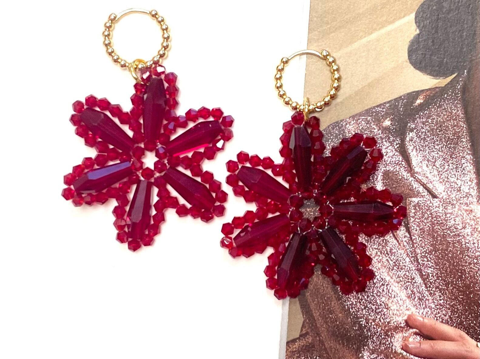 Earrings facet flower burgundy