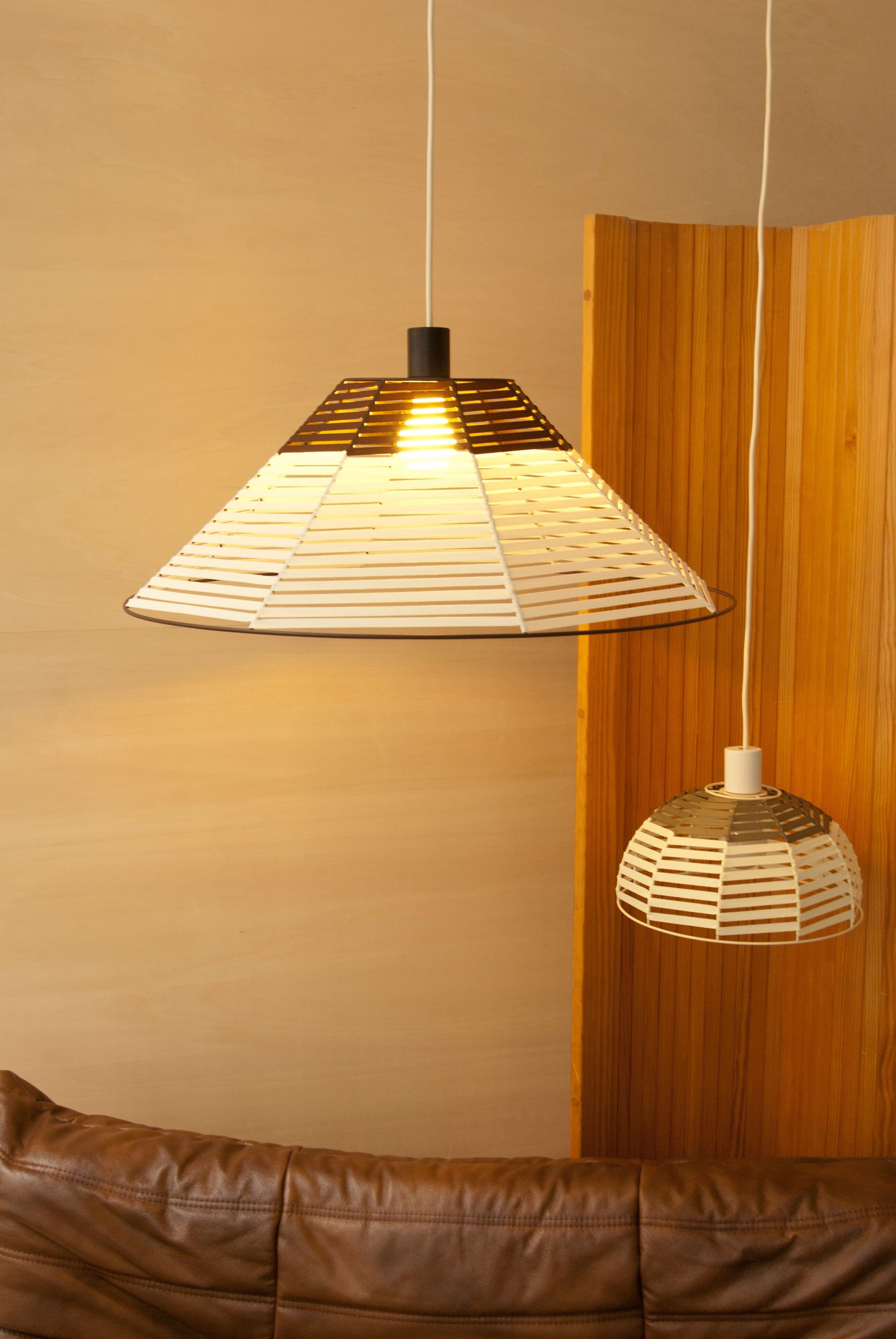 Bell Pendelleuchte / T 55cm / Braun & Weiß