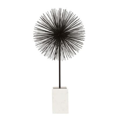 Escultura Starburst con acabado negro de Mirano