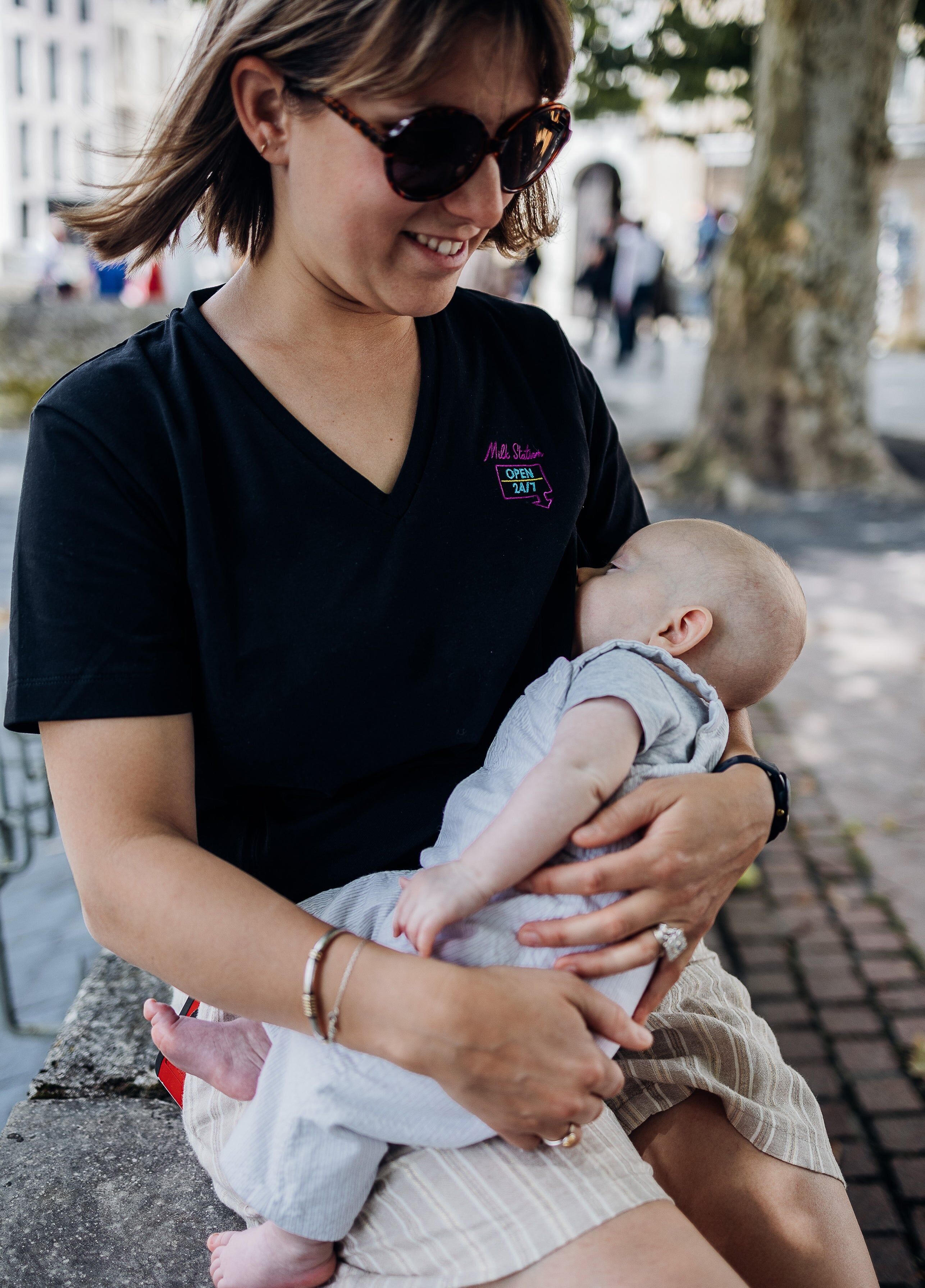 Maglietta da allattamento “Milk station”.