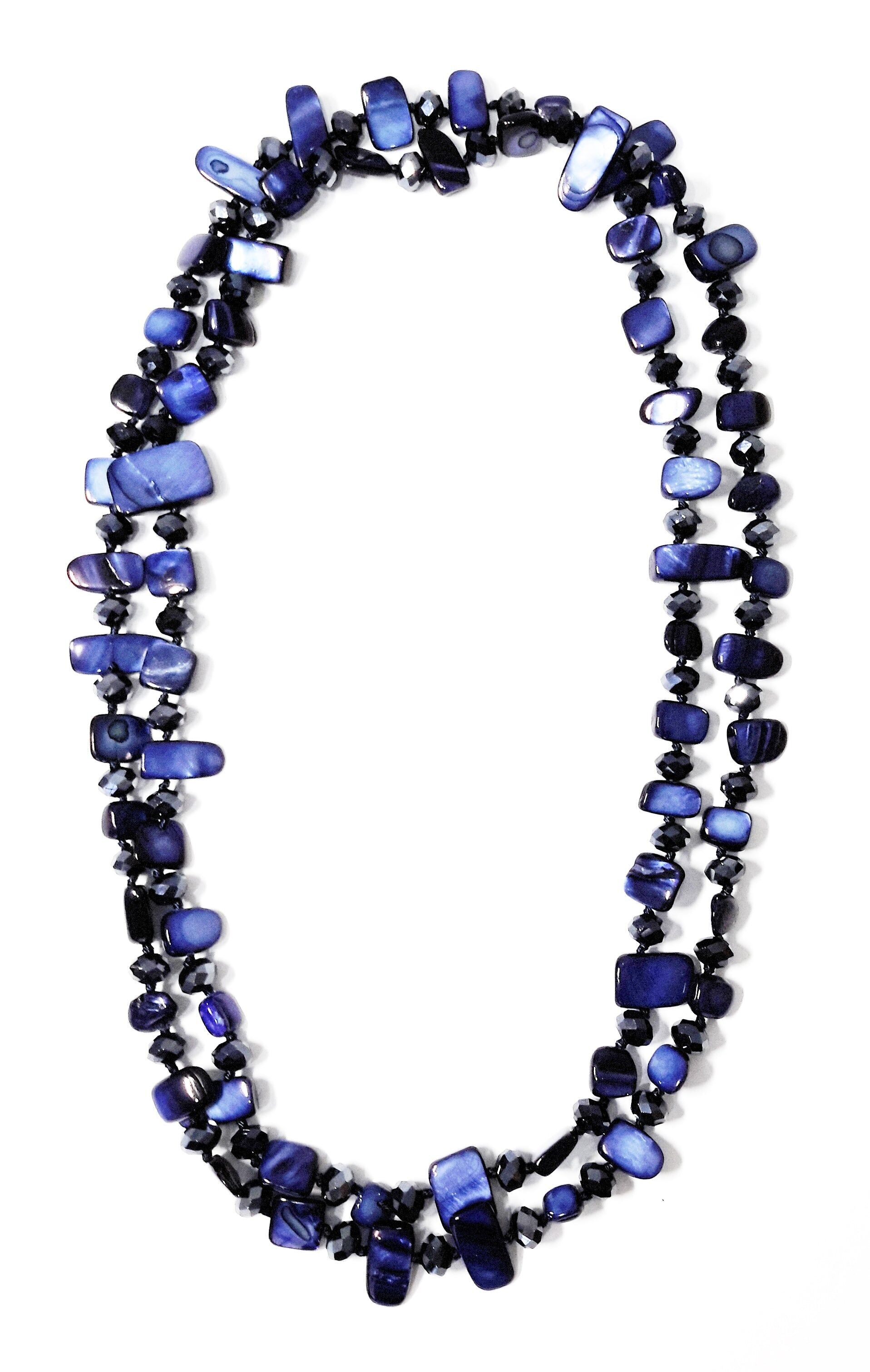 Collana lunga in madreperla · Blu notte