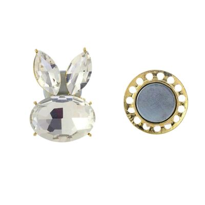 brooch - rabbit