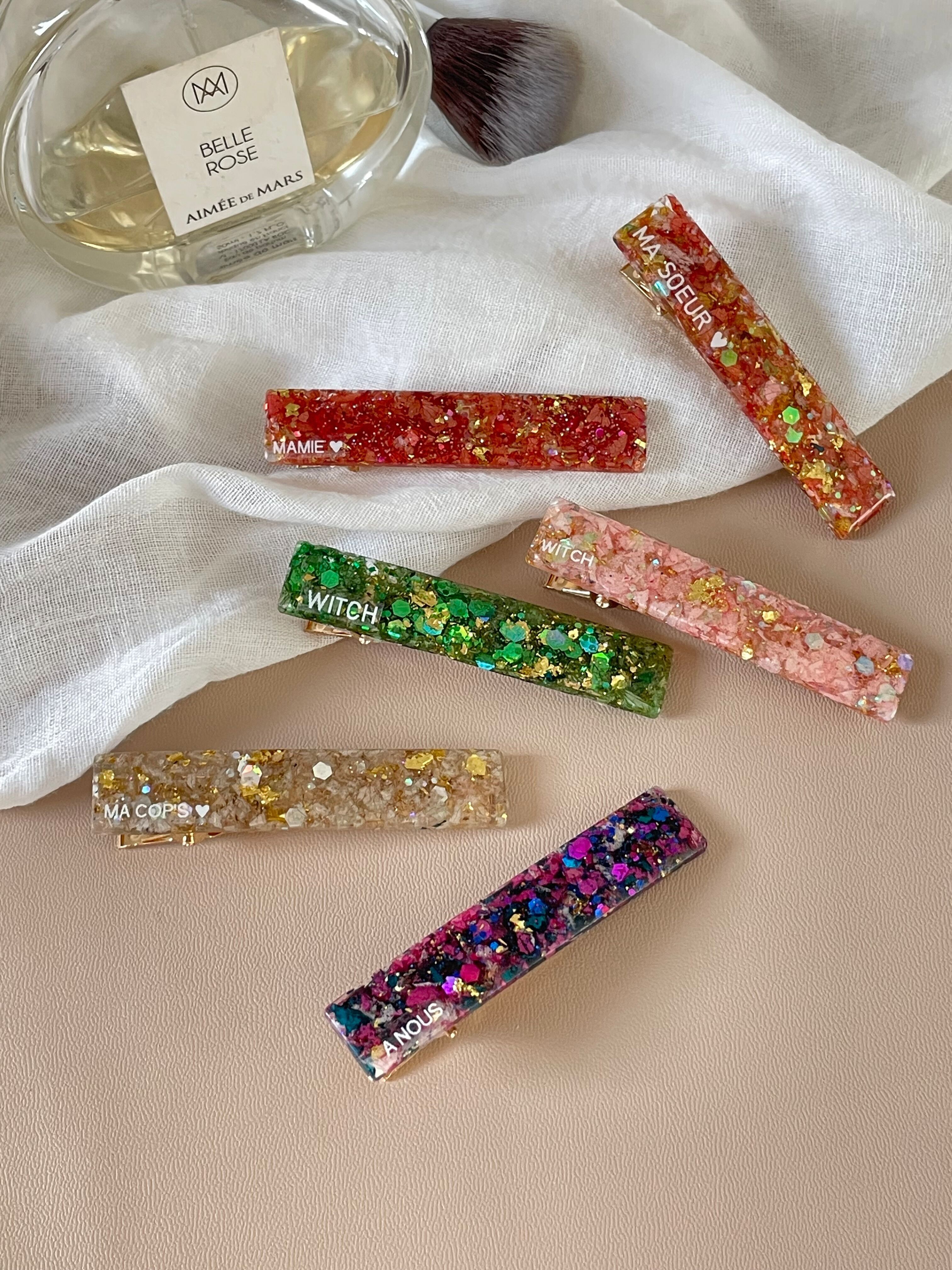 Clip in resina con petalo di ortensia da personalizzare