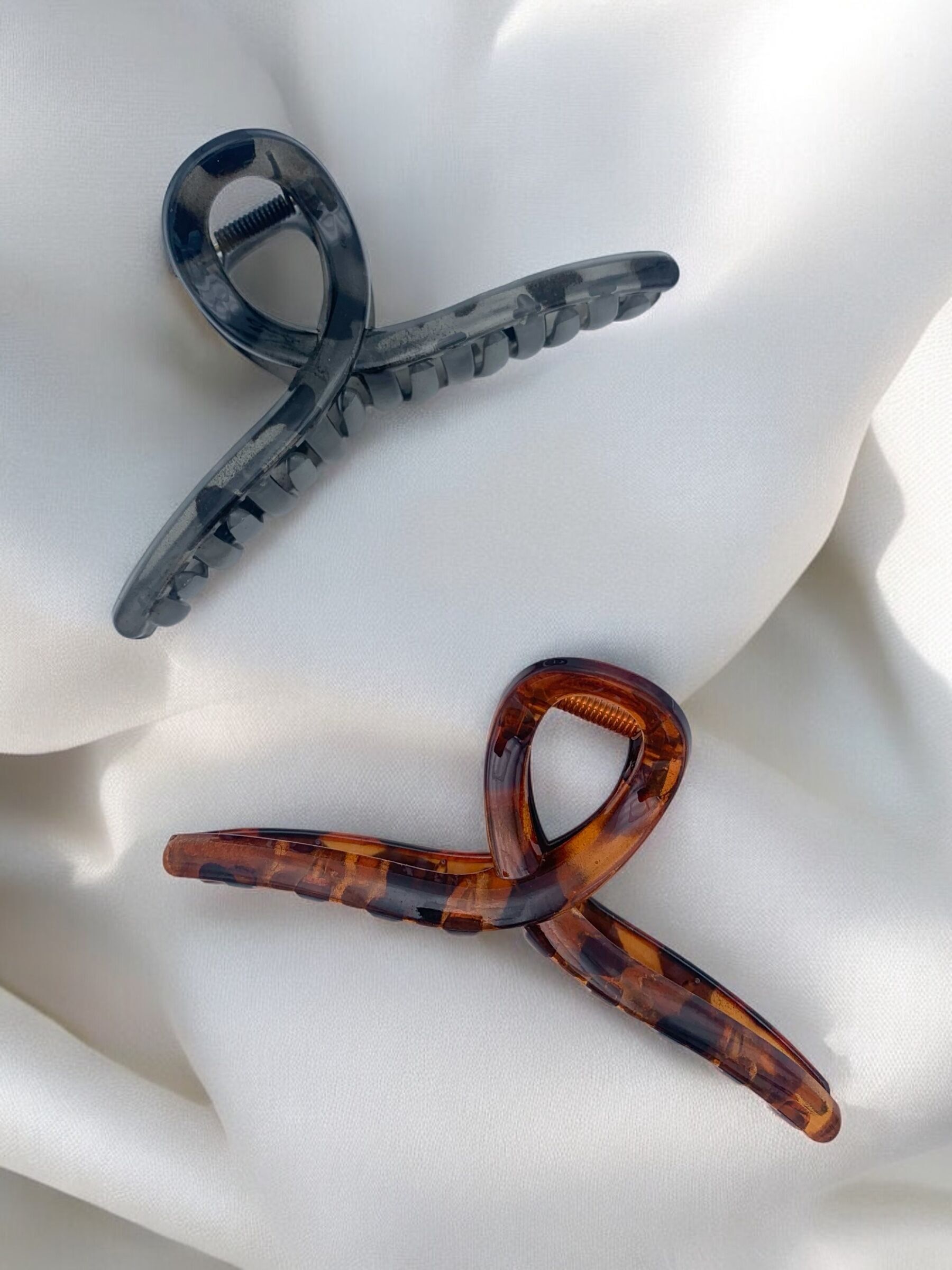 Fermaglio per capelli in vernice QG09