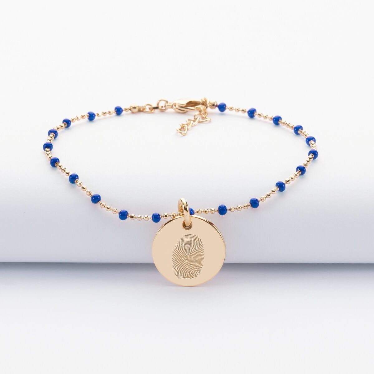 Bracciale perles colorées bleues médaille gravée avec empreinte digitale plaqué o 15 mm