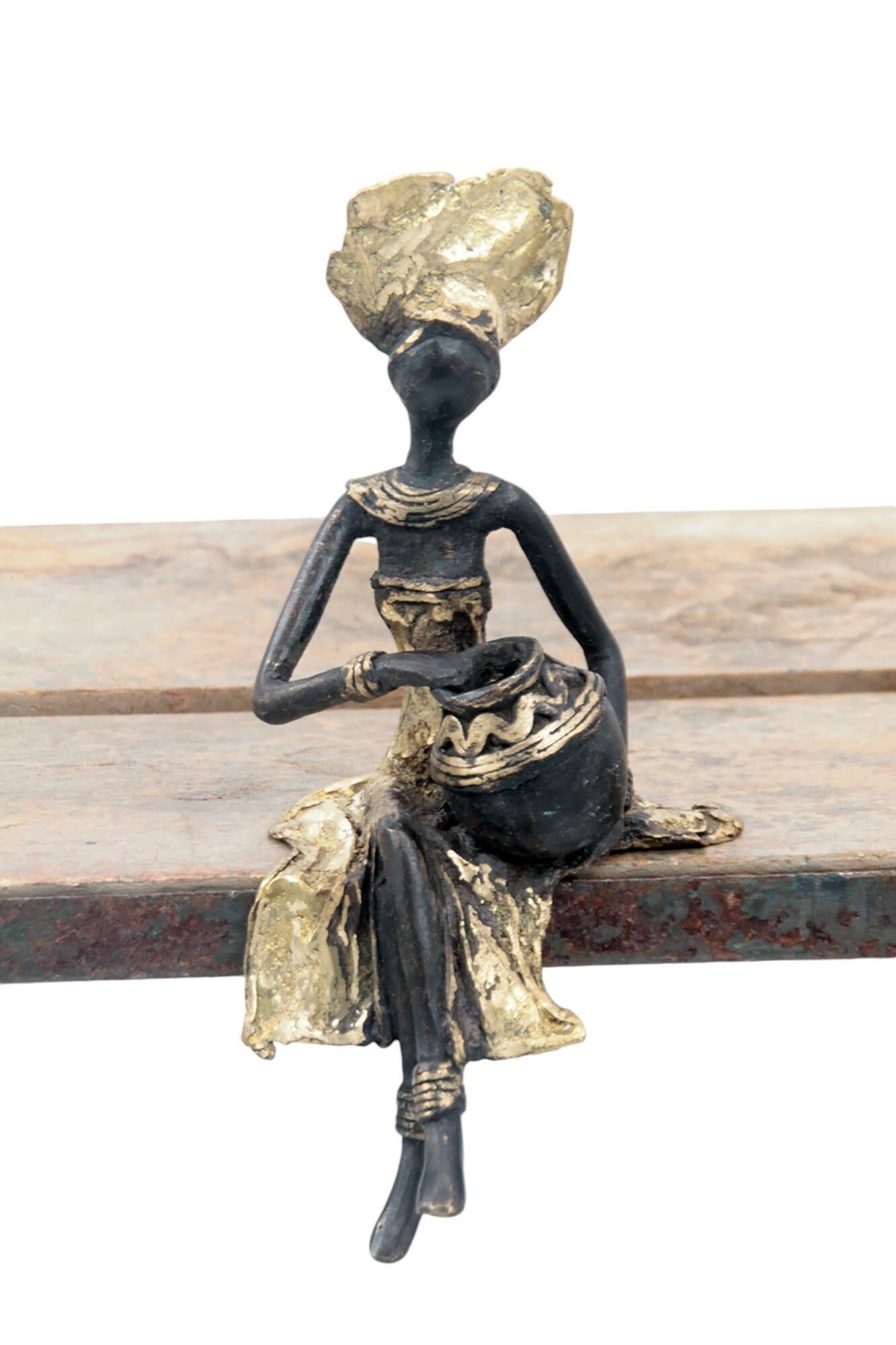 Bronce sentado 20 cm dorado n°2