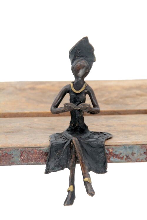 Bronze assis 15 cm noir n°9