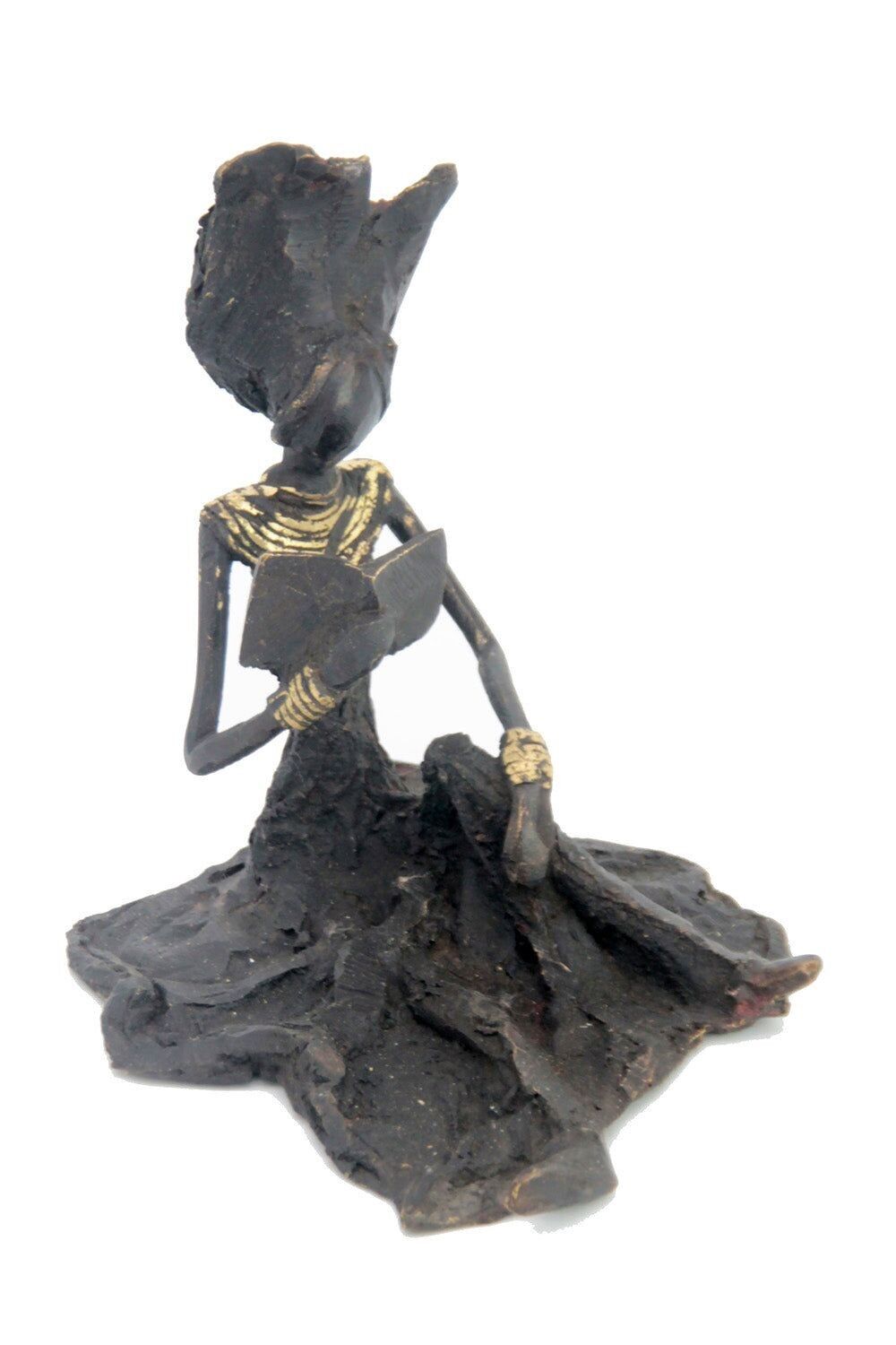 Bronzo seduto a terra 25 cm nero n°12