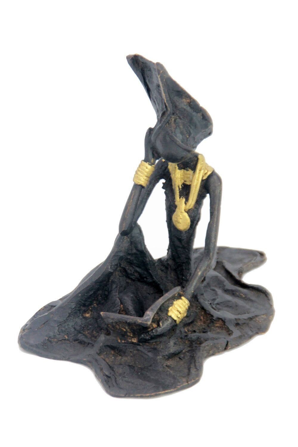 Bronzo seduto a terra 25 cm nero n°8