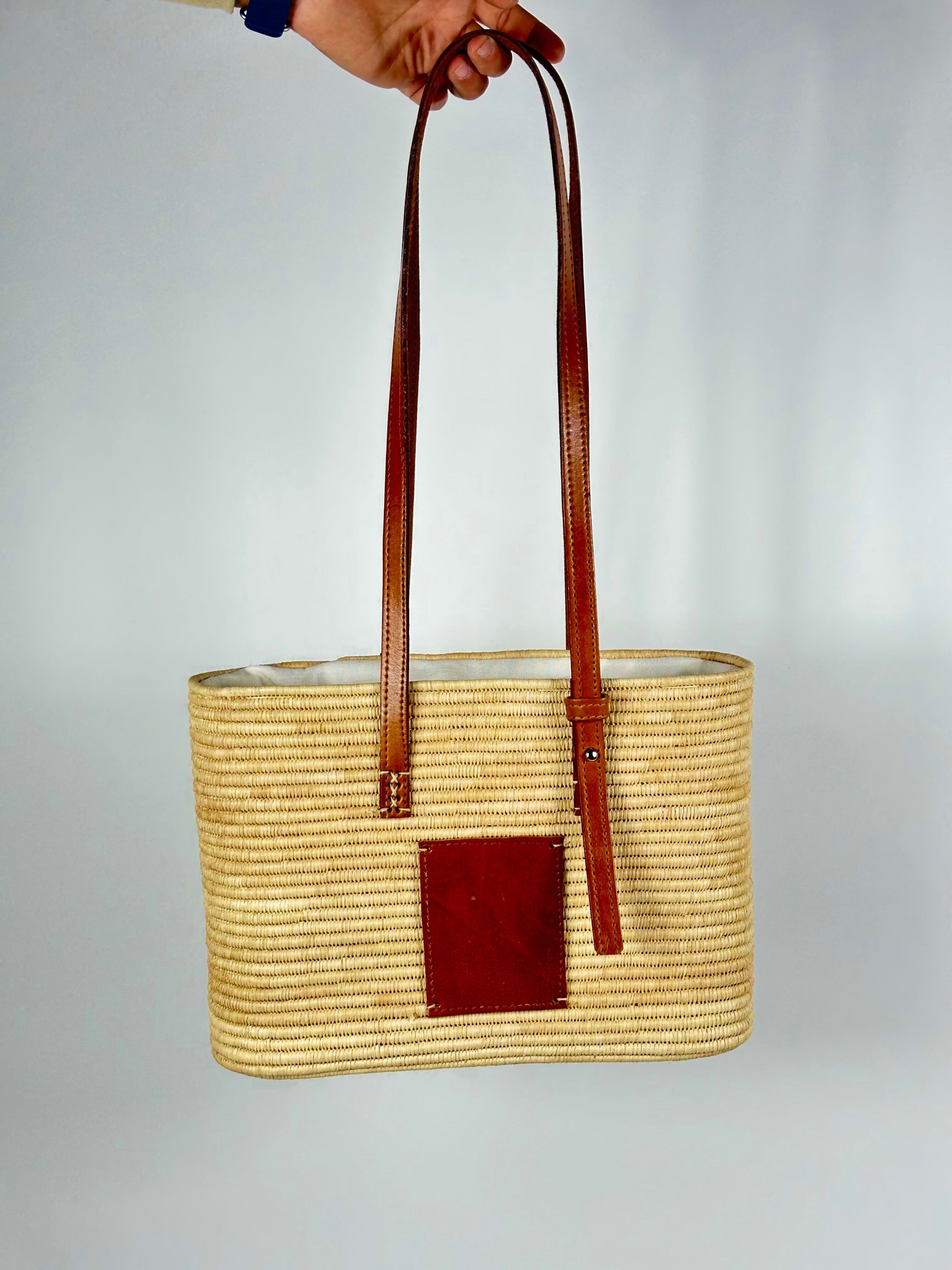 Mittelgroße Raffia-Einkaufstasche für Damen, Raffia-Handtasche, Raffia-Taschen.