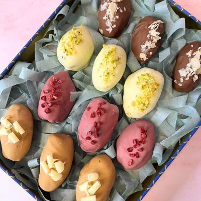 Luxury Chocolate Dates Tin (8pk)