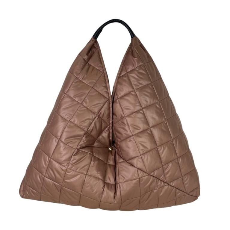 Amplio Bolso Acolchado tipo Hobo de Mujer con Gran Capacidad y Cierre de Botón