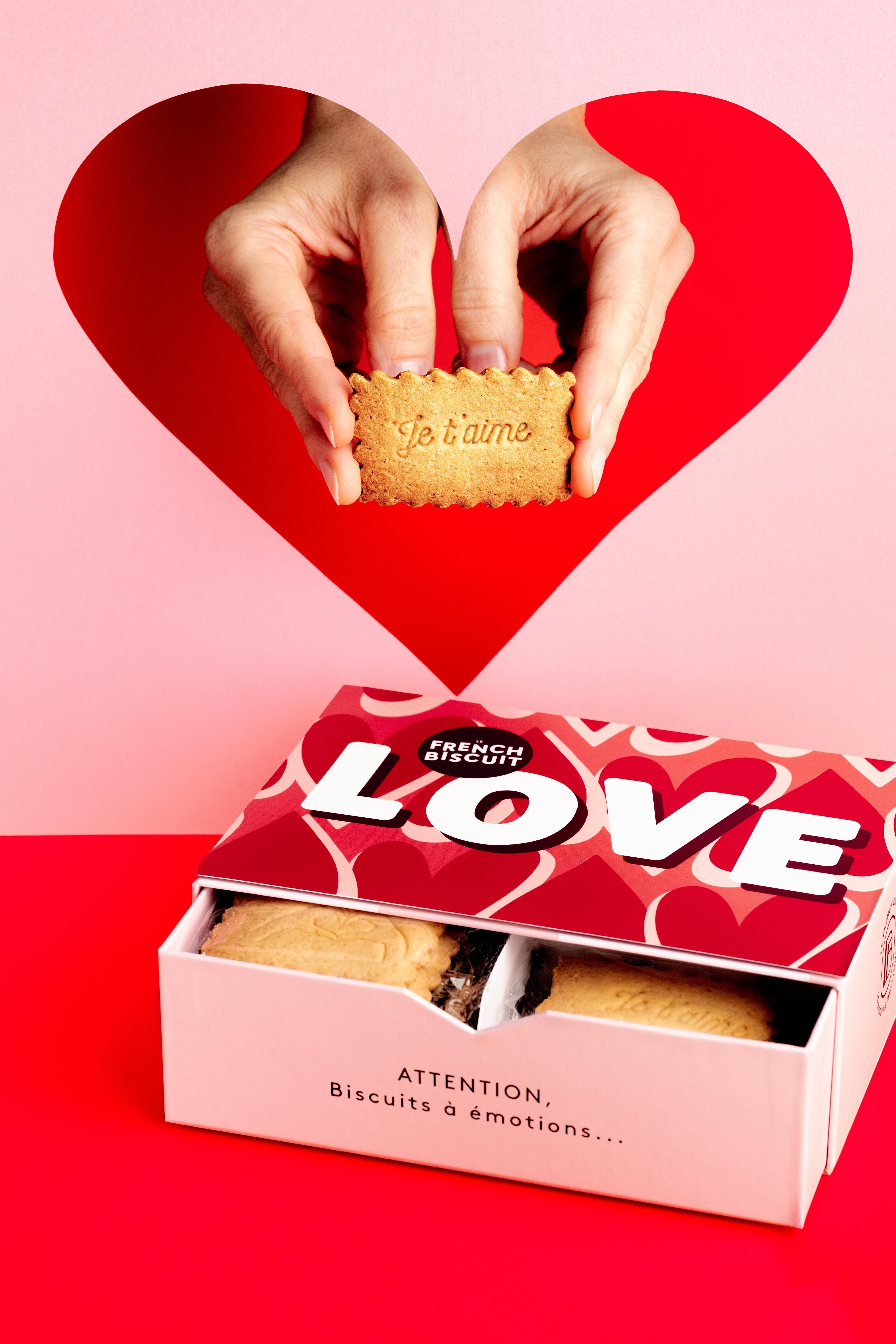 Scatola da 32 biscotti con messaggio di San Valentino