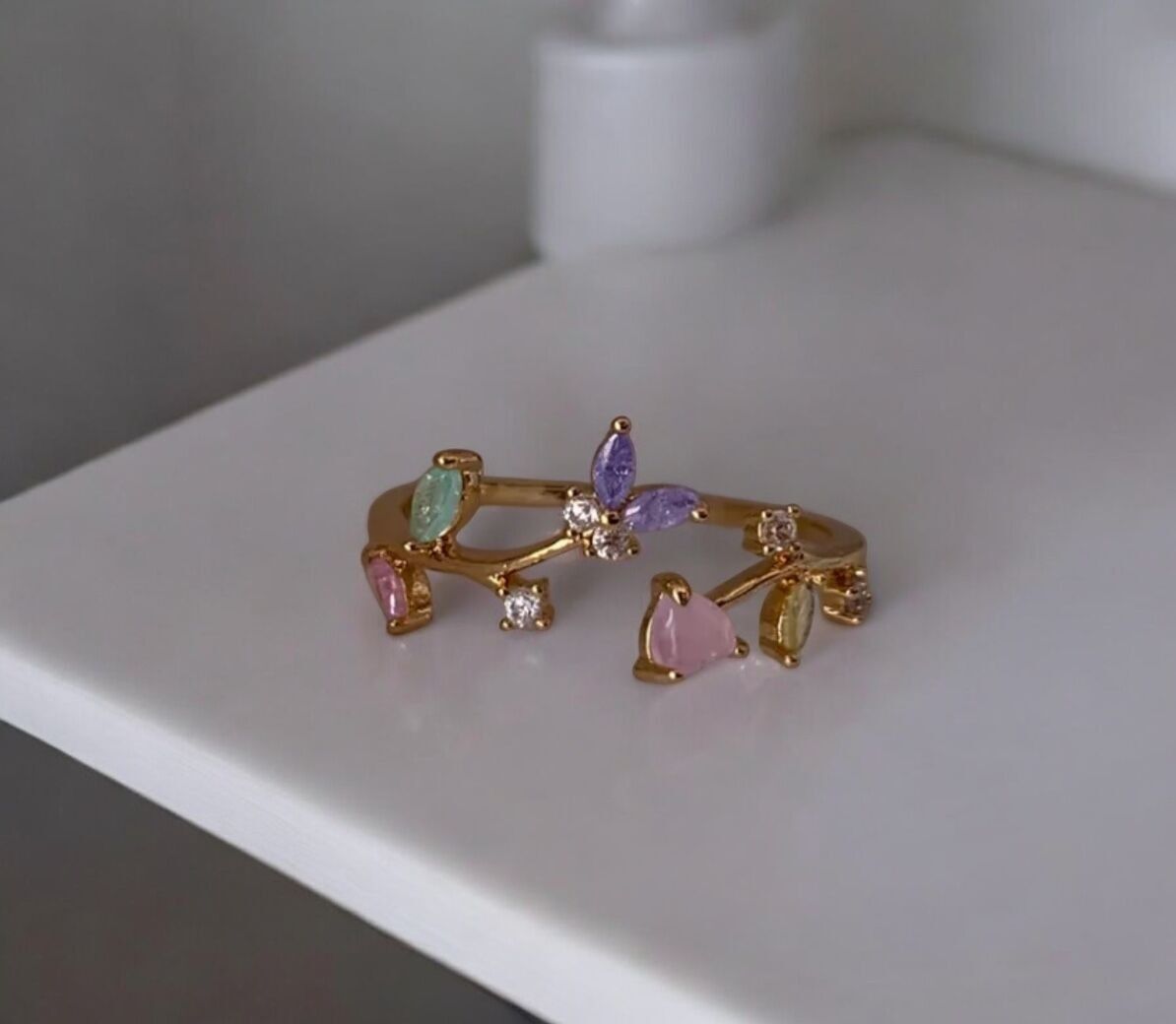 Ring Elenoir gold plated with zircons