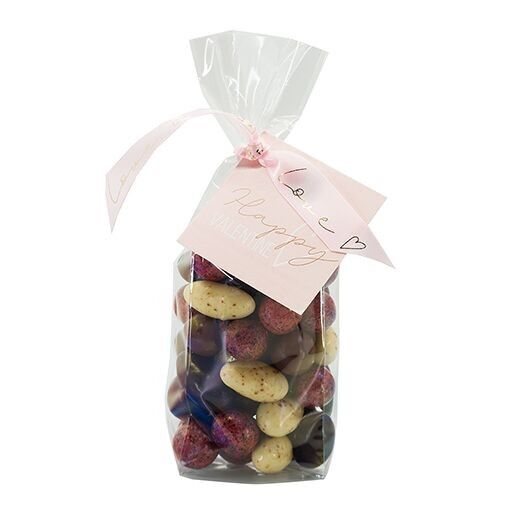 Valentine Luxury Chocolate & Fruit "Love Mix" - Nueces cubiertas de chocolate y grosellas negras en una mezcla de lujo